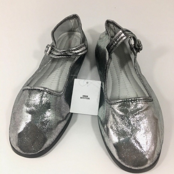 chinese mary jane shoes urban outfitters